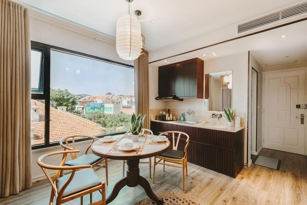Homestay Giua Long Ha Noi - 10 Phut Den Pho Co Hanoï Extérieur photo