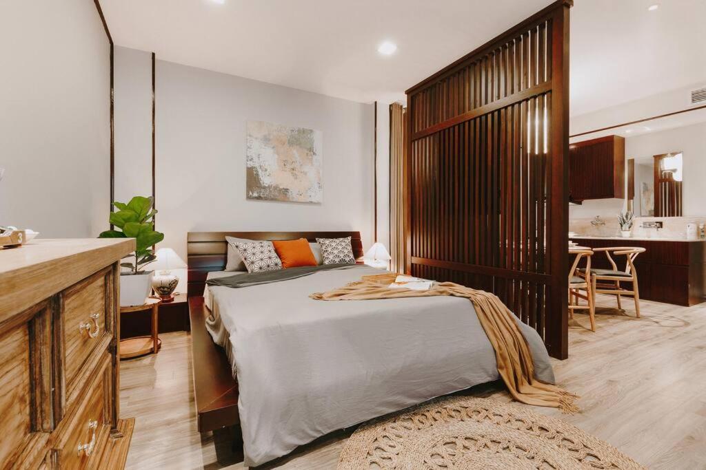 Homestay Giua Long Ha Noi - 10 Phut Den Pho Co Hanoï Extérieur photo